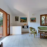 Del Maestro Villa *