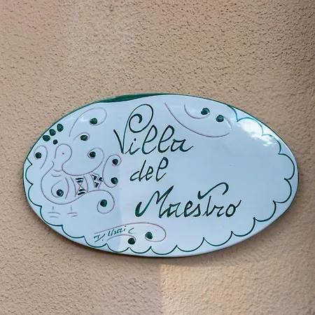 فيلة Del Maestro